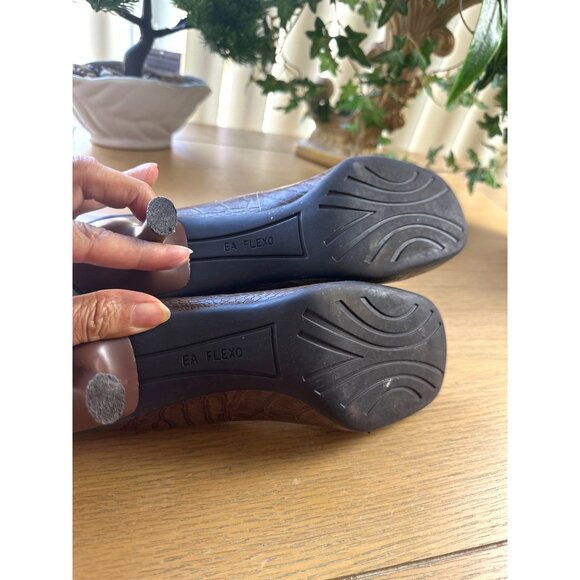 Enzo Angiolini 10 Brown Faux Crocodile Kitten Heel Shoes Buckle Detail EA Flexo - Picture 6 of 6